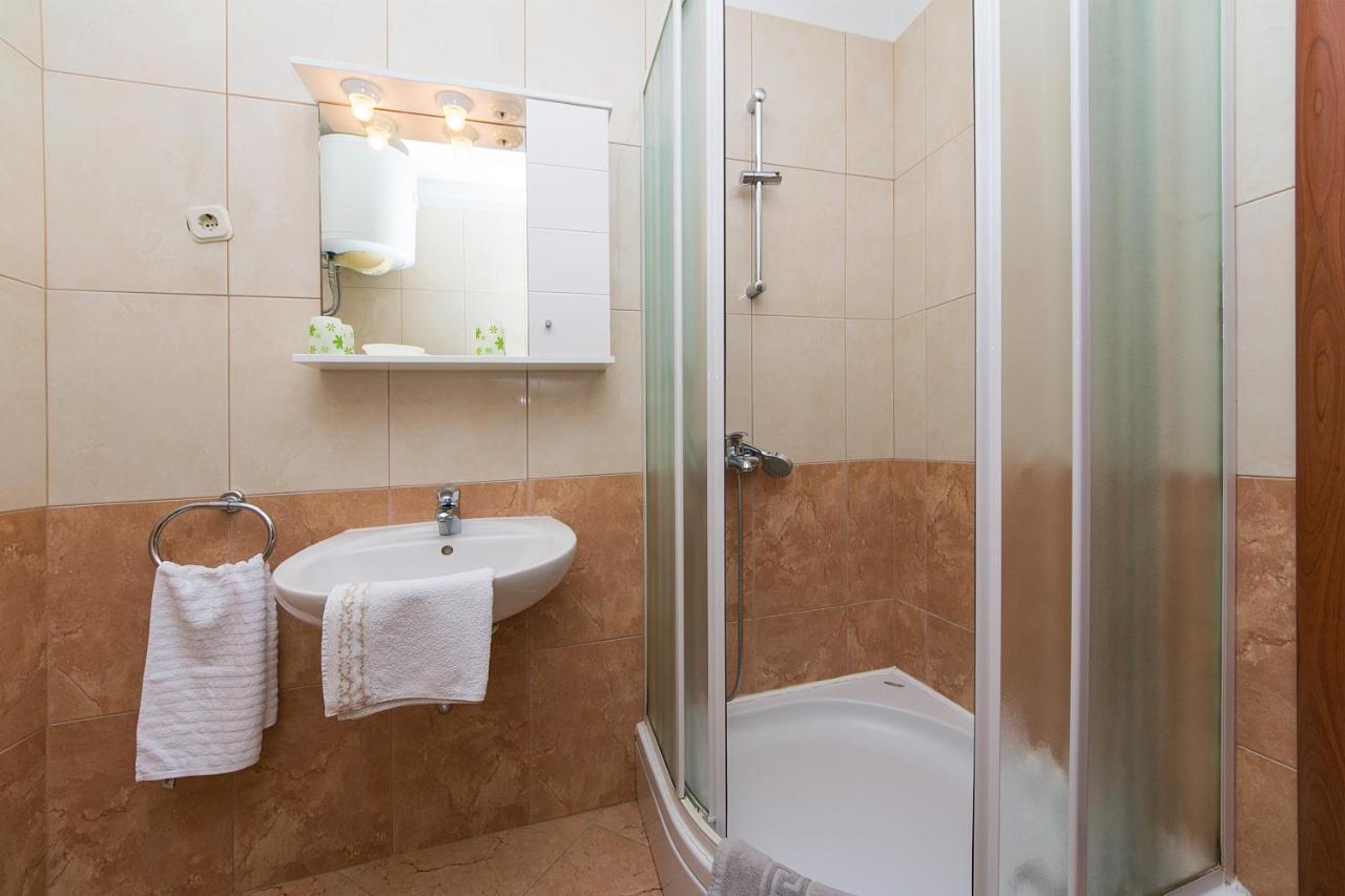 Sekulic Apartment *